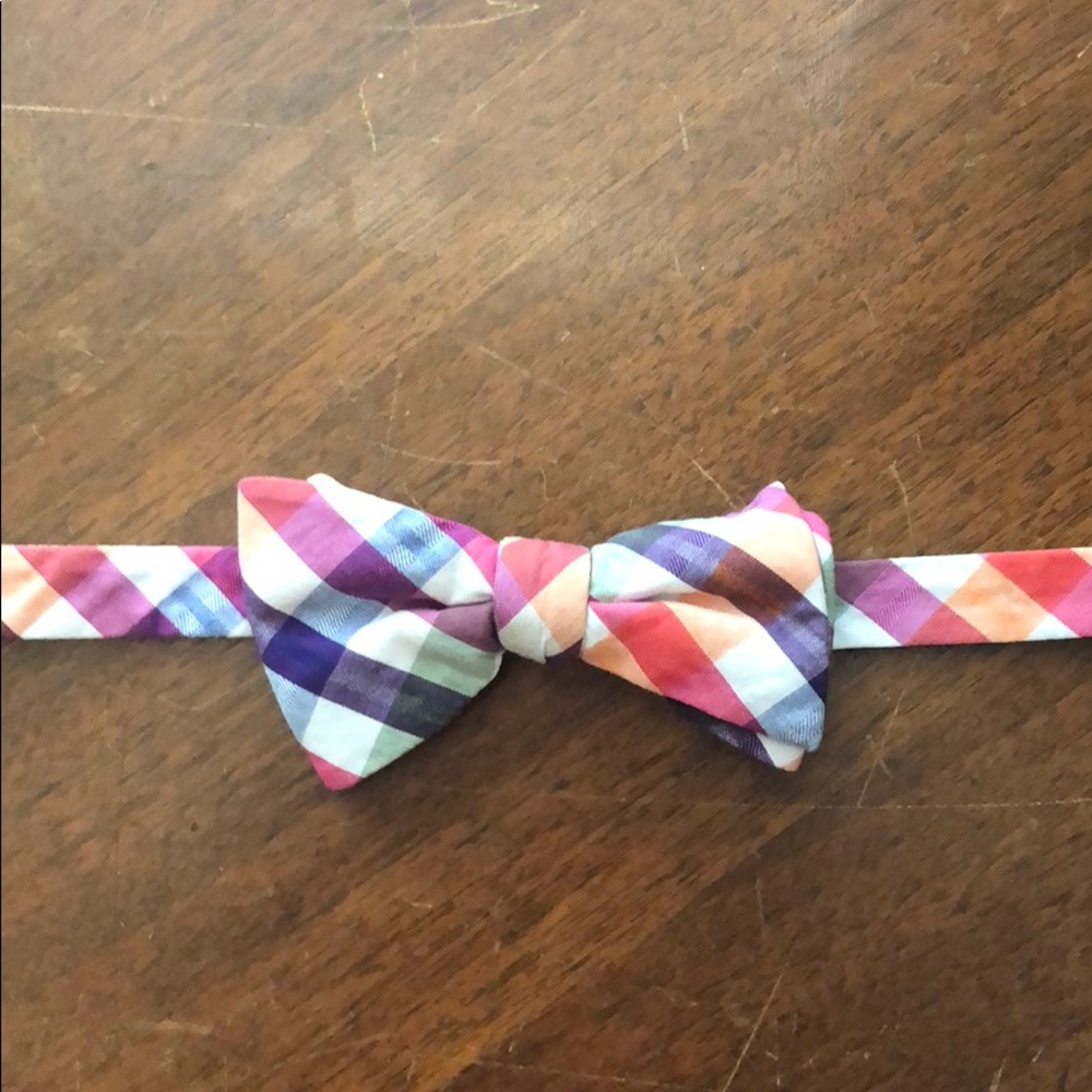 Bow Tie